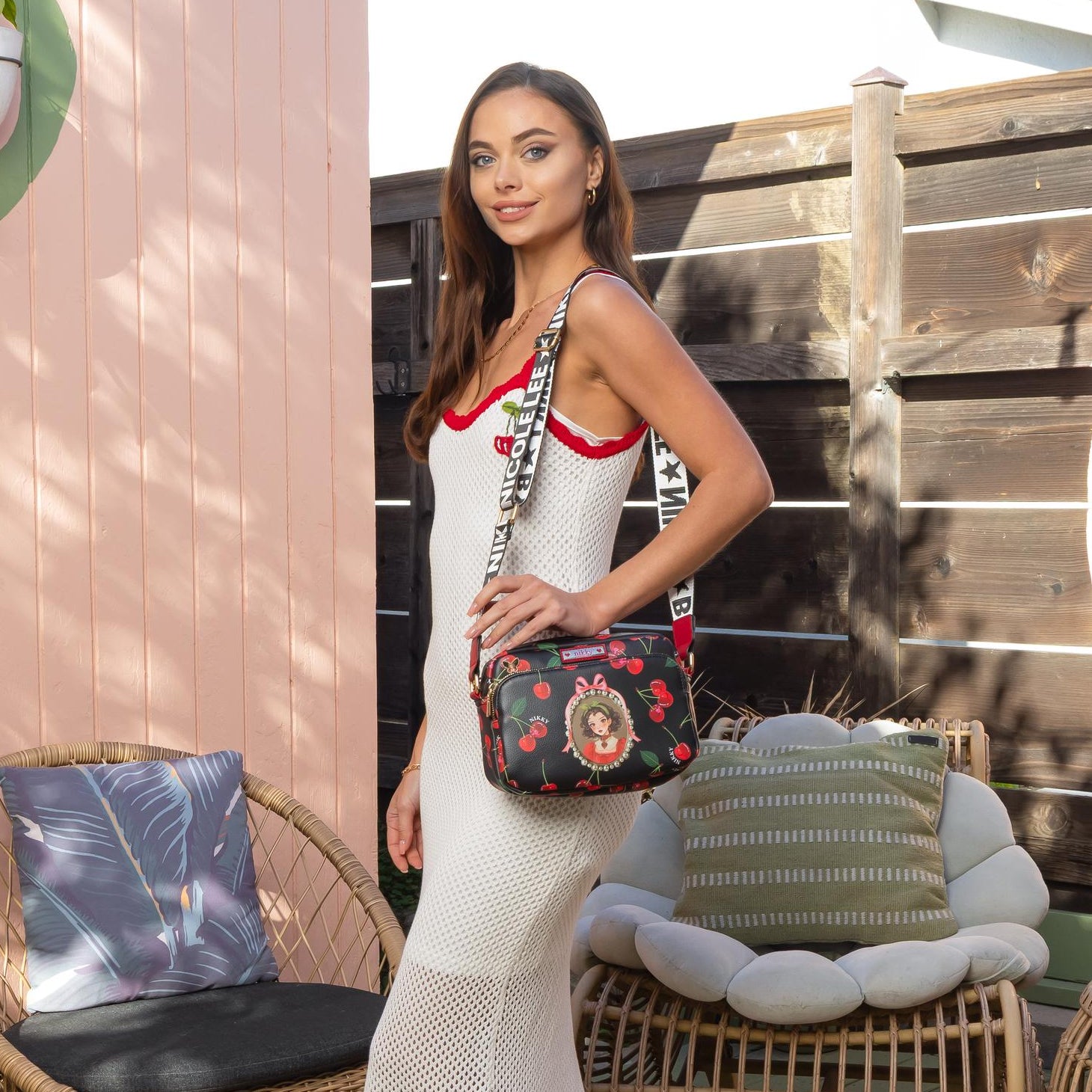 BANDOLERA COMPACTA (CHERRY LIPS-BLACK)