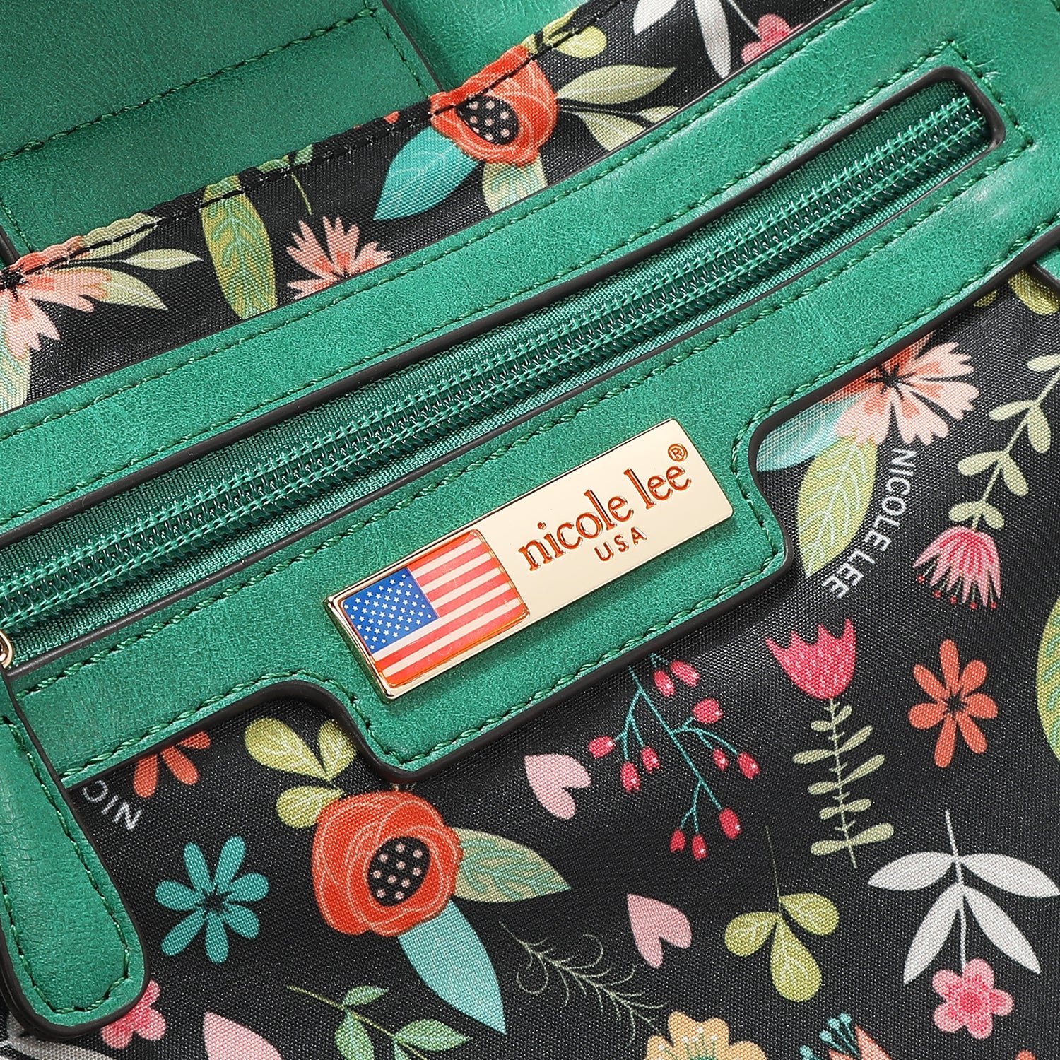 SAC À MAIN AVEC COUTURE (VERT)
