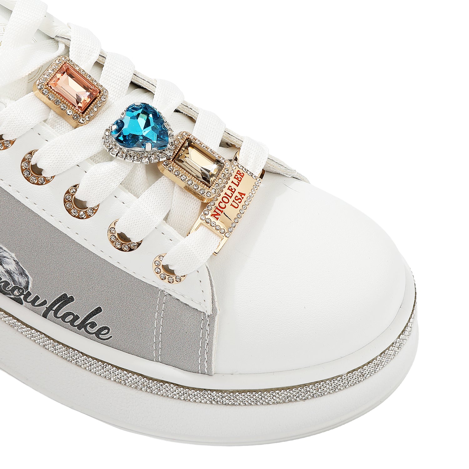 FASHIONABLE SHOES WITH RHINESTONES (<tc>MODA SNOWFLAKE</tc>)
