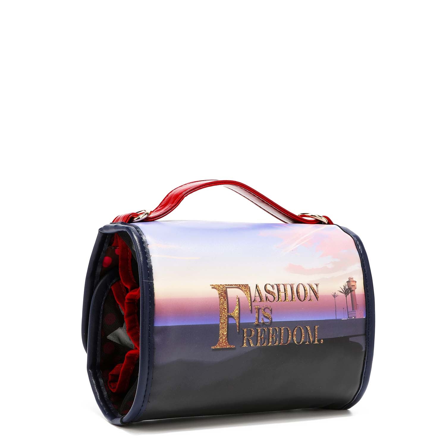 Travel cosmetique with hanger