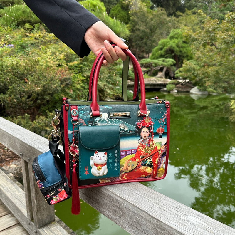 HANDBAG (<tc>AKIKO LA BELLEZA</tc>)