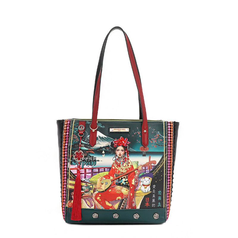 SHOPPER (<tc>AKIKO LA BELLEZA</tc>)