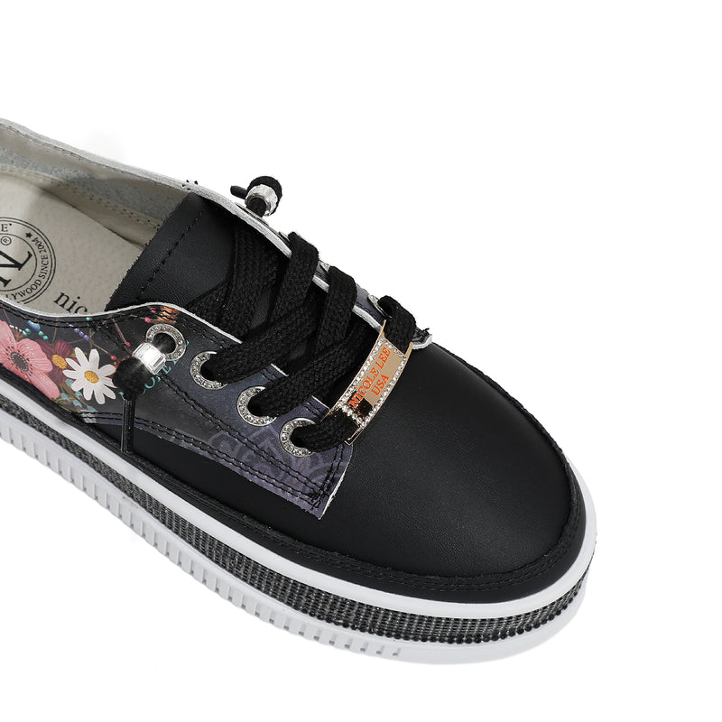 ZAPATILLA DE PIEL CON PLATAFORMA Y PEDRERÍA (DREAM COMES TRUE)