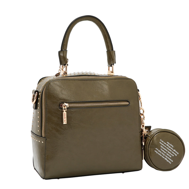 BOLSO DE MANO CUADRADO CON LOGOTIPO EN RELIEVE (OLIVA)