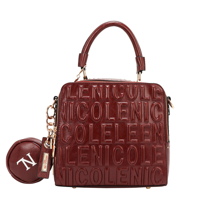 BOLSO DE MANO CUADRADO CON LOGOTIPO EN RELIEVE (VINO)