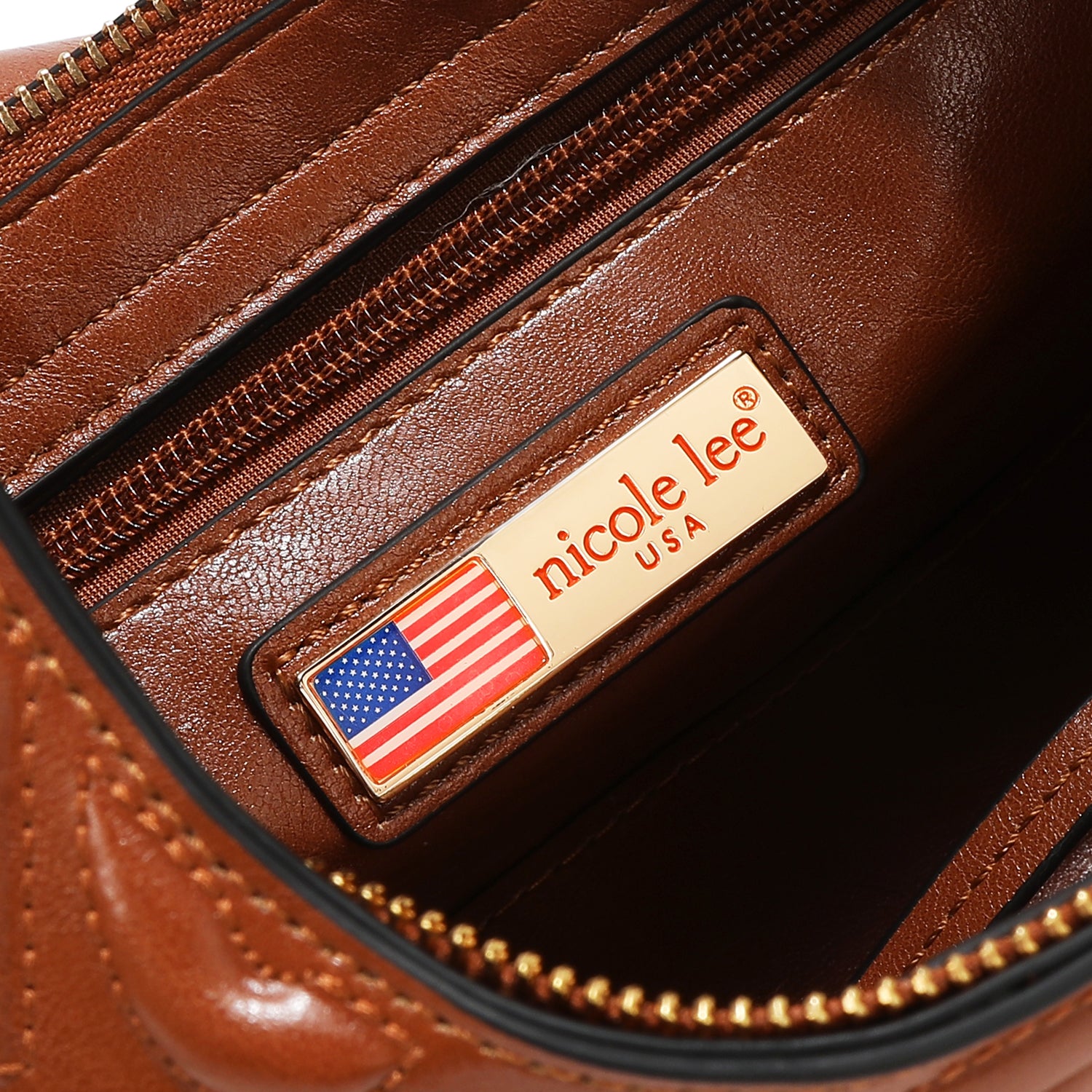 BOLSO DE HOMBRO CON LOGO EN RELIEVE (MARRON)