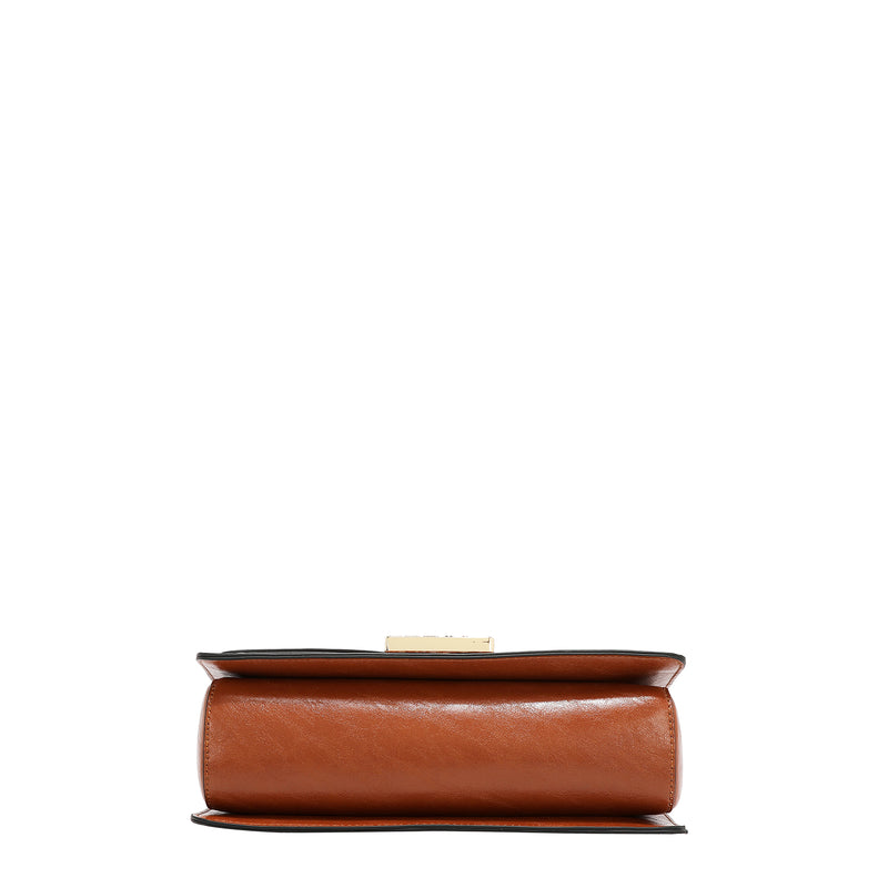 BOLSO DE HOMBRO CON CADENA Y LOGO EN RELIEVE (MARRON)
