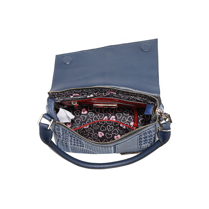 BAG WITH FLAP AND FLORAL PATCH (BLUE)