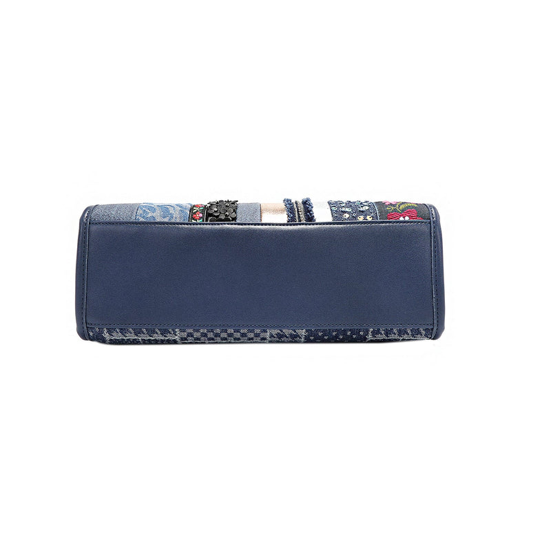 STRUCTURED BAG WITH FLORAL PATCH (BLUE)