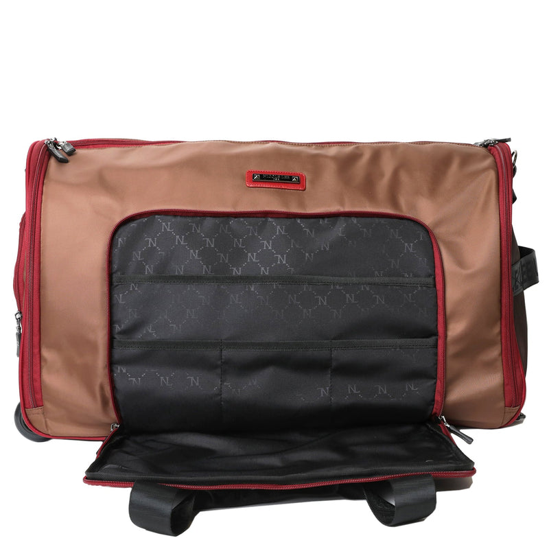 TRAVEL BAG WITH WHEELS (<tc>LADIES NIGHT OUT</tc>)