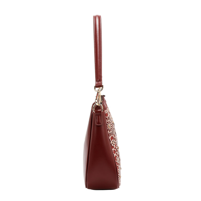 GEOMETRIC LASER CUT SHOULDER BAG (VINO)
