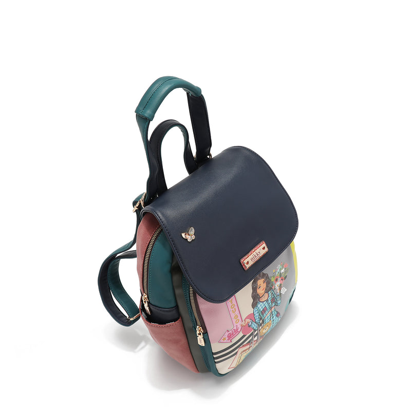 CONVERTIBLE BACKPACK WITH ZIPPER (<tc>NIKKY GOES SHOPPING</tc>)