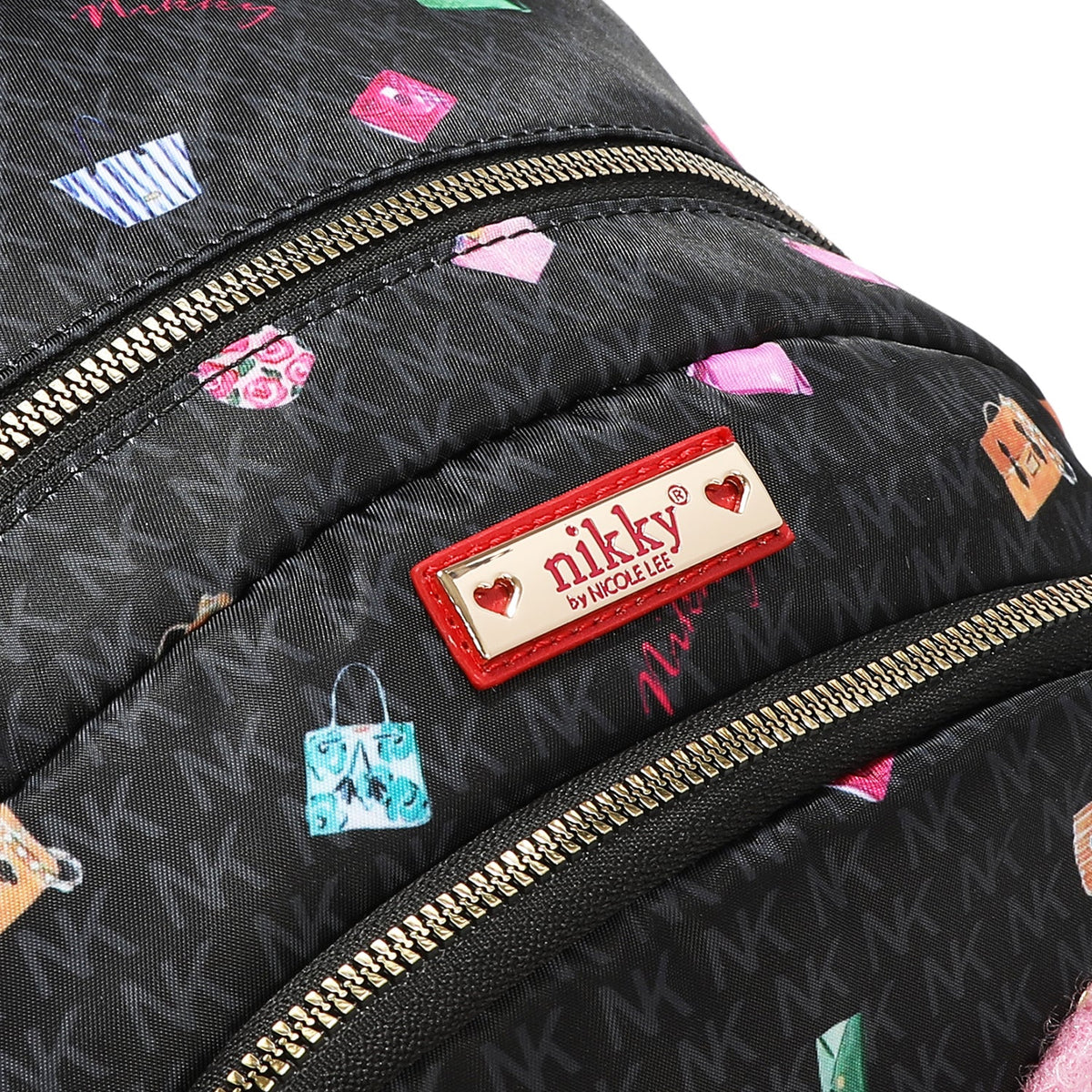 MOCHILA MEDIANA DE NAILON CON MOÑO (GLAMOROUS WALK-NEGRO)