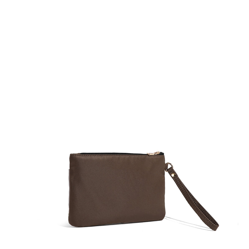 TOILETRY BAG WITH ZIPPER (<tc>I LIVE TO TRAVEL</tc>)
