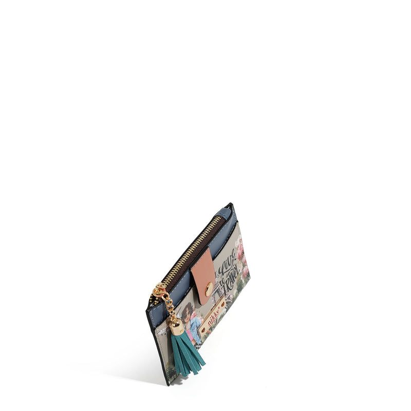 CARD HOLDER WITH ZIPPER (<tc>I LIVE TO TRAVEL</tc>)