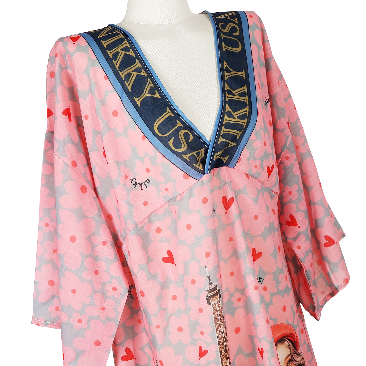 T-SHIRT (<tc>EIFFEL DREAMS</tc>)