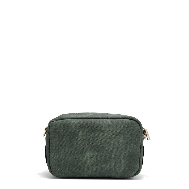 BOLSO CRUZADO CON MÚLTIPLES PARCHES (VERDE)