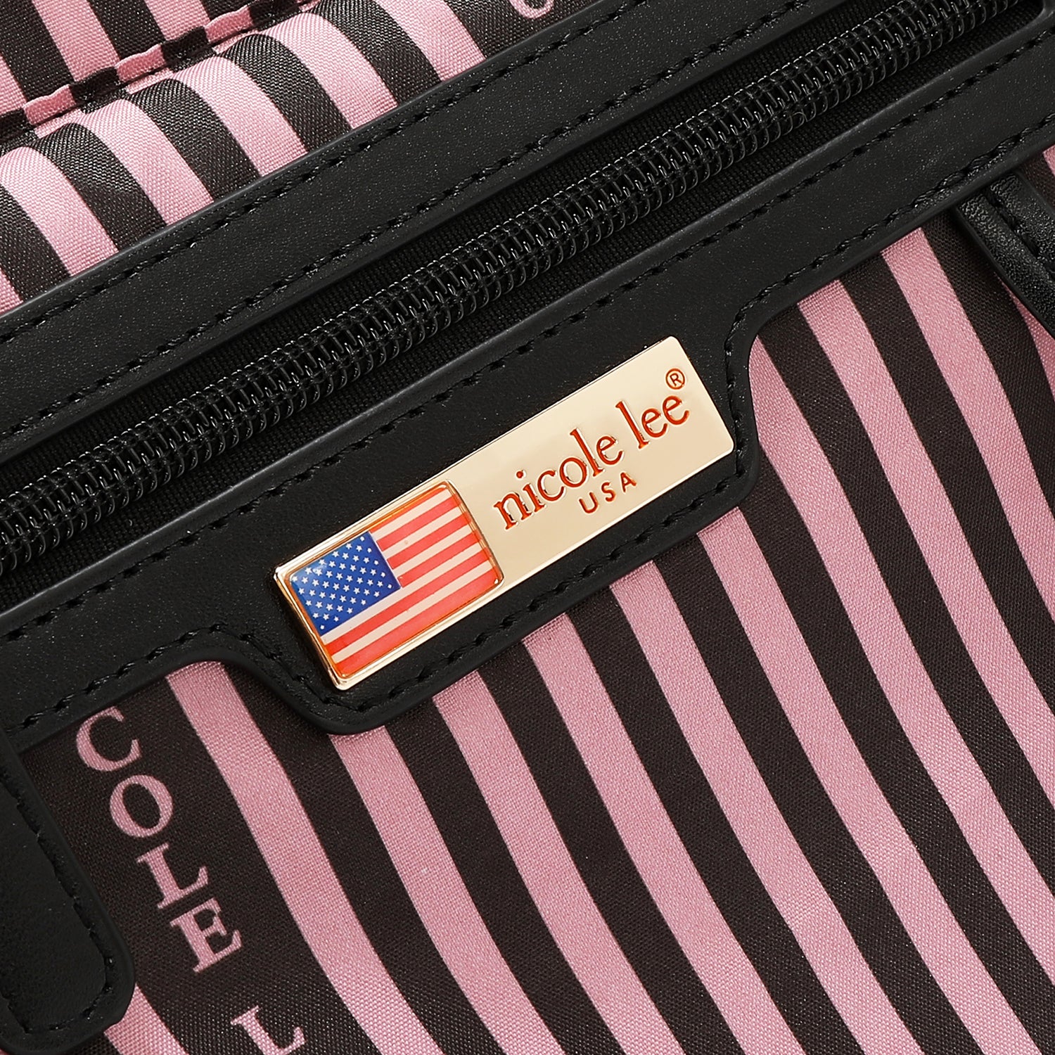 MOCHILA CON LOGOTIPO MONOGRAMA (ROJO)