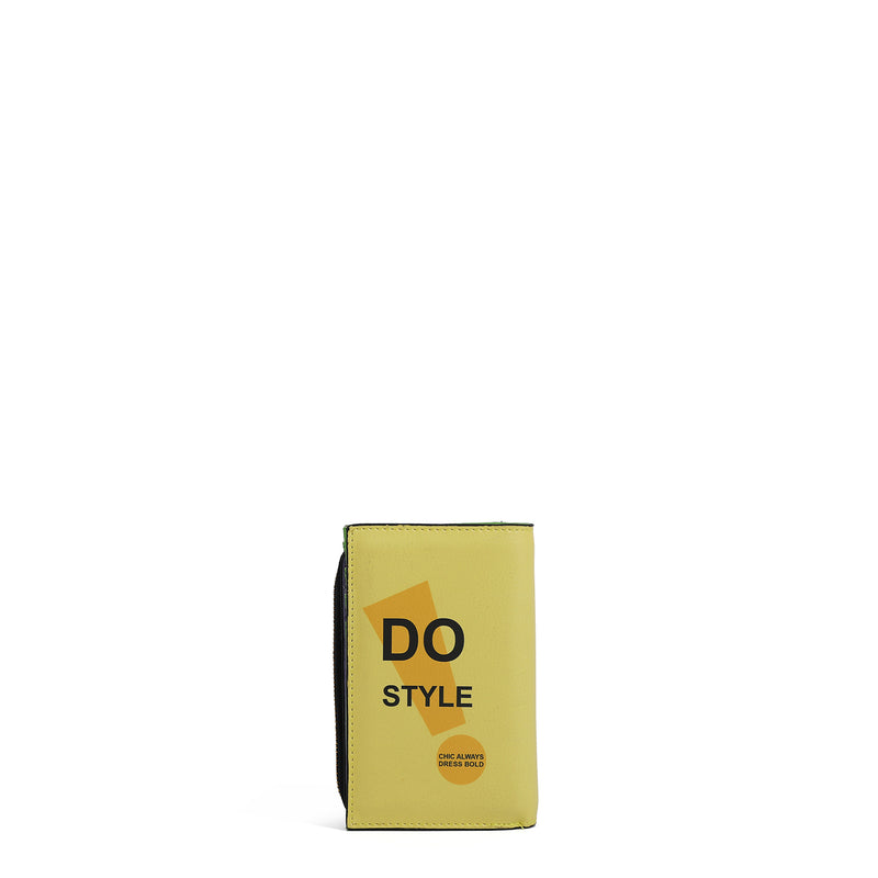Folding portfolio with central zipper (Nail Polish)