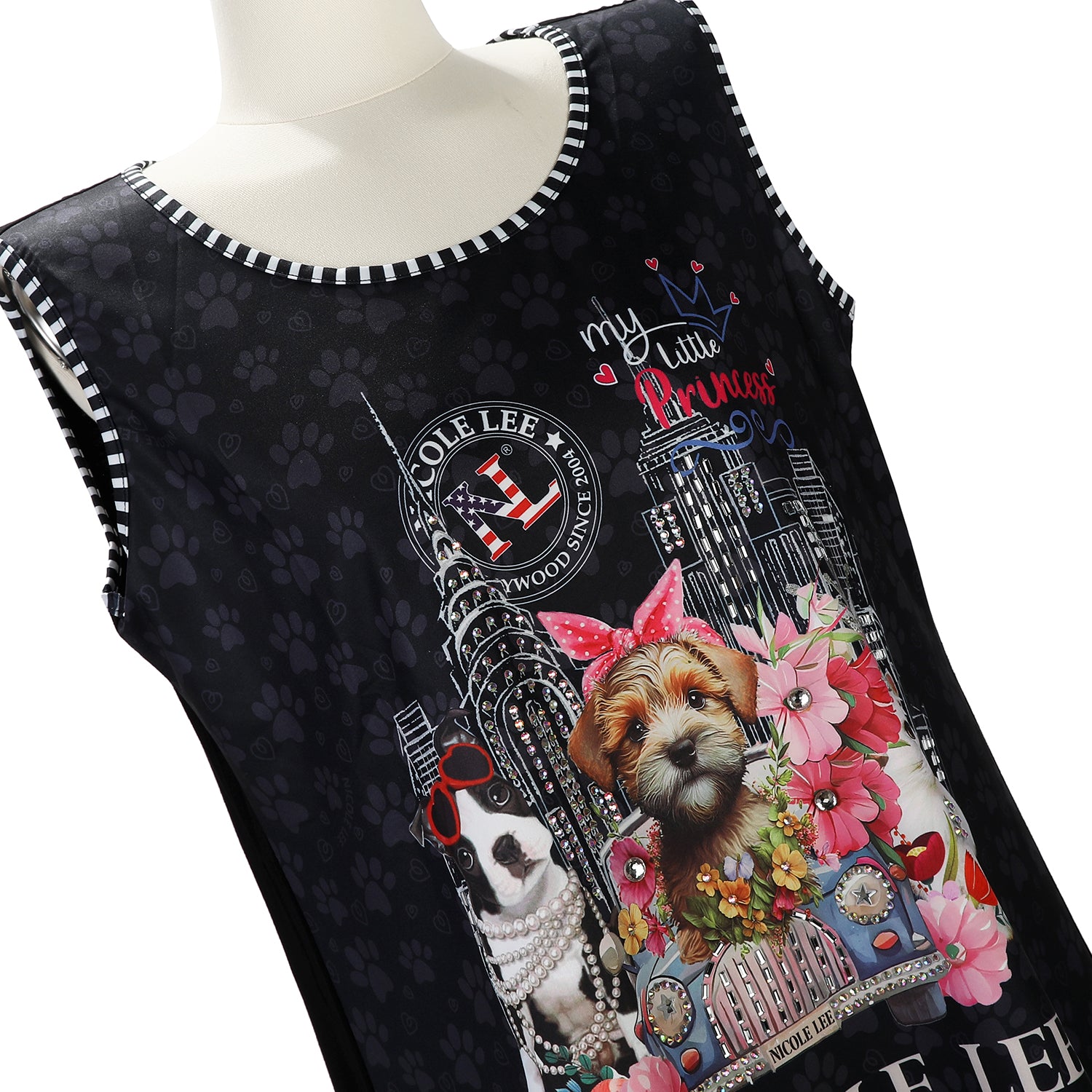 NICOLE LEE TUNIC TOP WITH SPARKLES (<tc>FAMILY YEARBOOK</tc>)