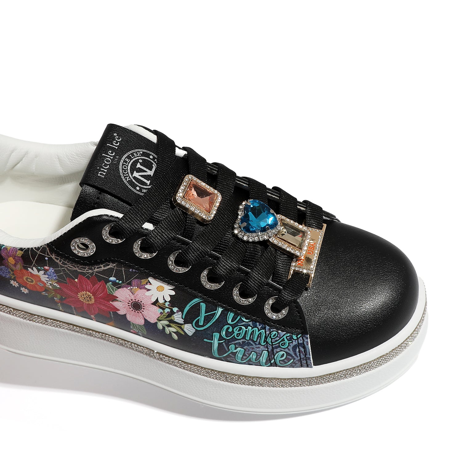 FASHION SNEAKERS WITH RHINESTONE (<tc>DREAM COMES TRUE</tc>)