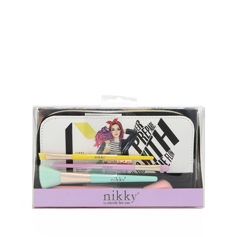 SET DE PINCELES DE MAQUILLAJE CON ESTUCHE NIKKY