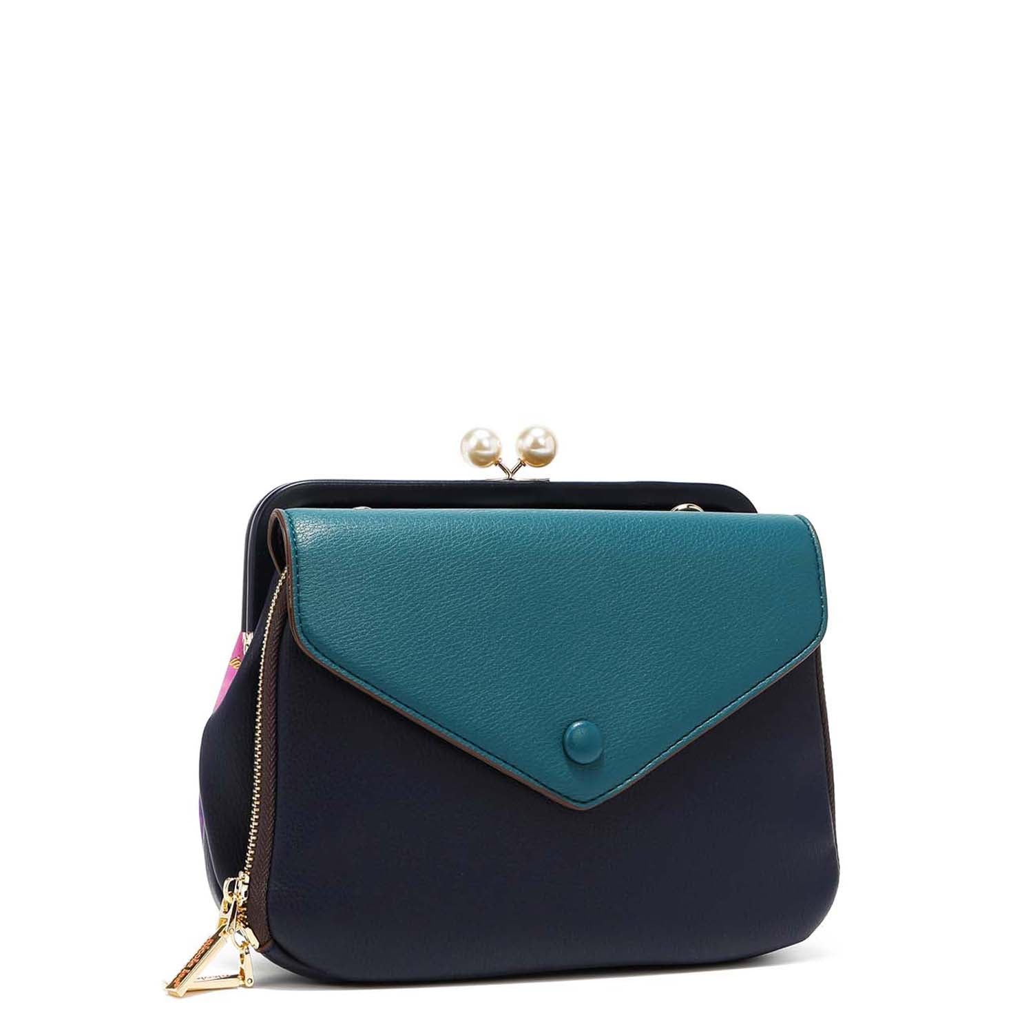 Bandolera with Kisslock brooch