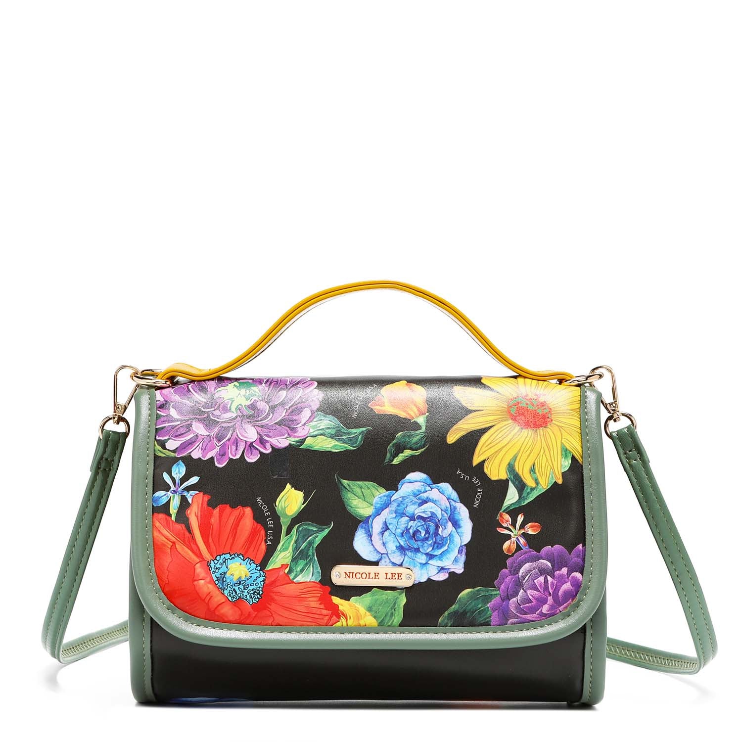 Travel cosmetique with hanger