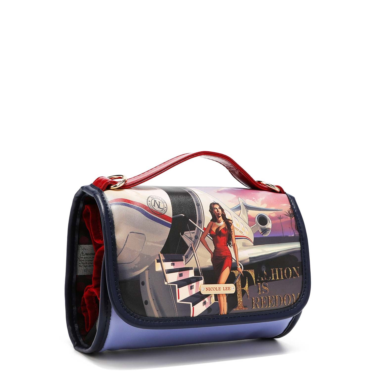 Travel cosmetique with hanger